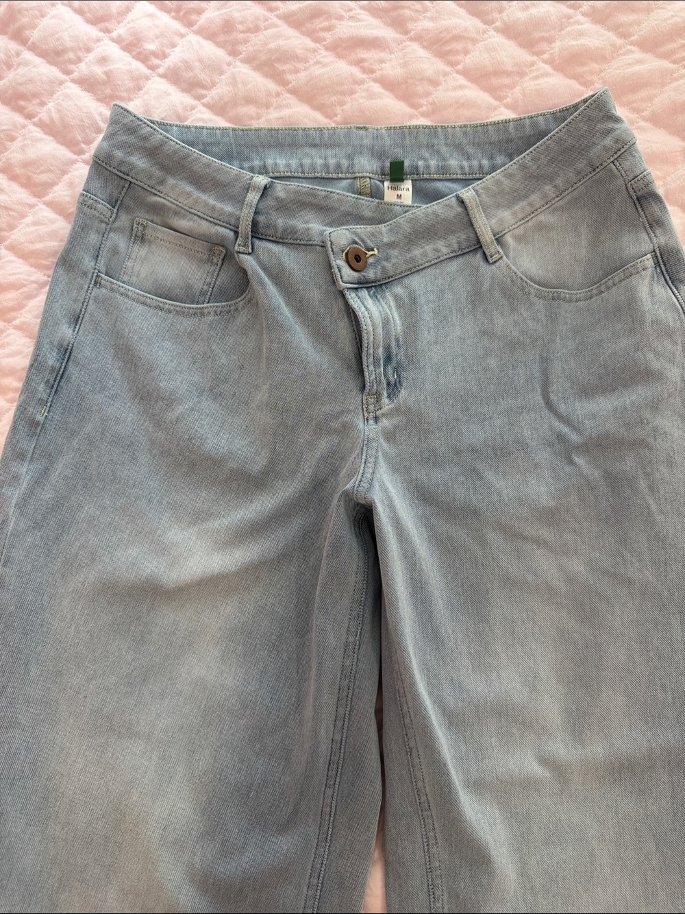 HALARA Light Blue Straight-Leg Women's Jeans - Picture 3 of 9